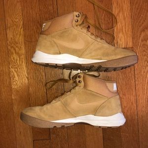 nike timberland style boots